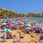 Hola Апартаменты *