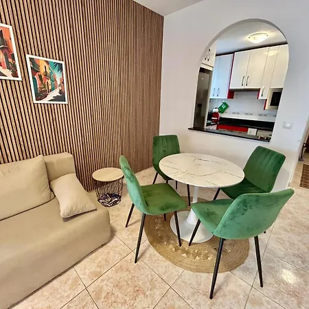 Hola 公寓 托雷维耶哈